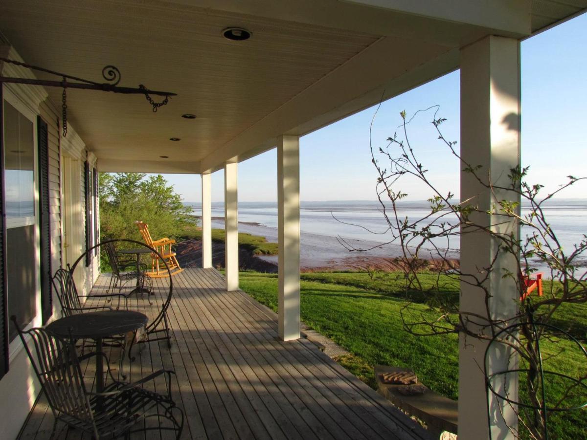Cresthaven By The Sea Bed & Breakfast South Maitland ภายนอก รูปภาพ